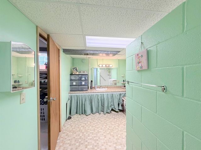 302 W Smith Street, Bay City, MI 48706