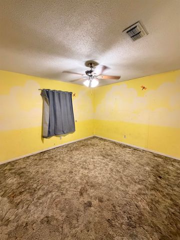 3 Victor Drive, Longview, TX 75601