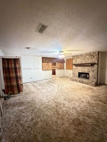 3 Victor Drive, Longview, TX 75601