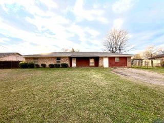 3 Victor Drive, Longview, TX 75601