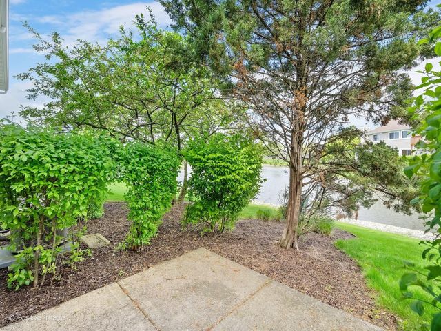 1106 E Wilson Avenue, Lombard, IL 60148