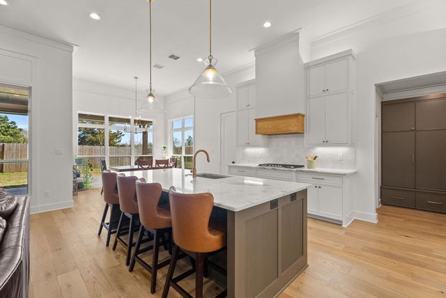 4428 Keechi Creek Rd, Tyler, TX 75703