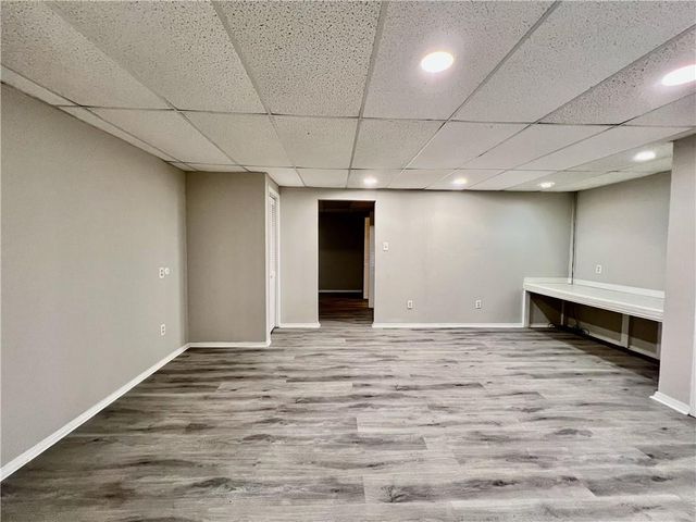 1502 Queen Anne Court, Atlanta, GA 30350