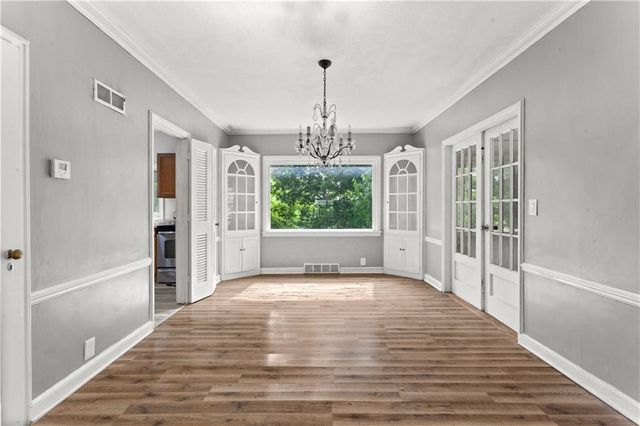 2843 Parkwood Boulevard, Kansas City, KS 66104
