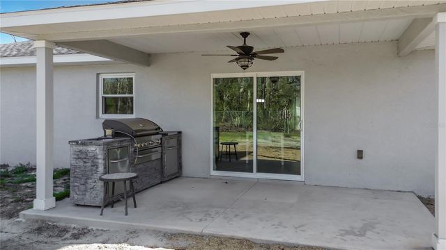 1350 W MANCHESTER DRIVE, Dunnellon, FL 34434