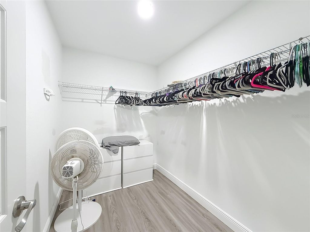 Image 25 of property listing at 1350 W MANCHESTER DRIVE, Dunnellon, FL 34434