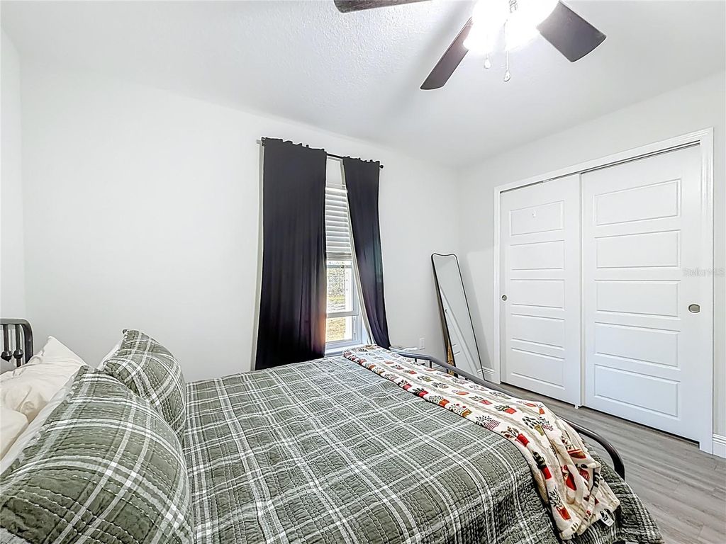 Image 33 of property listing at 1350 W MANCHESTER DRIVE, Dunnellon, FL 34434