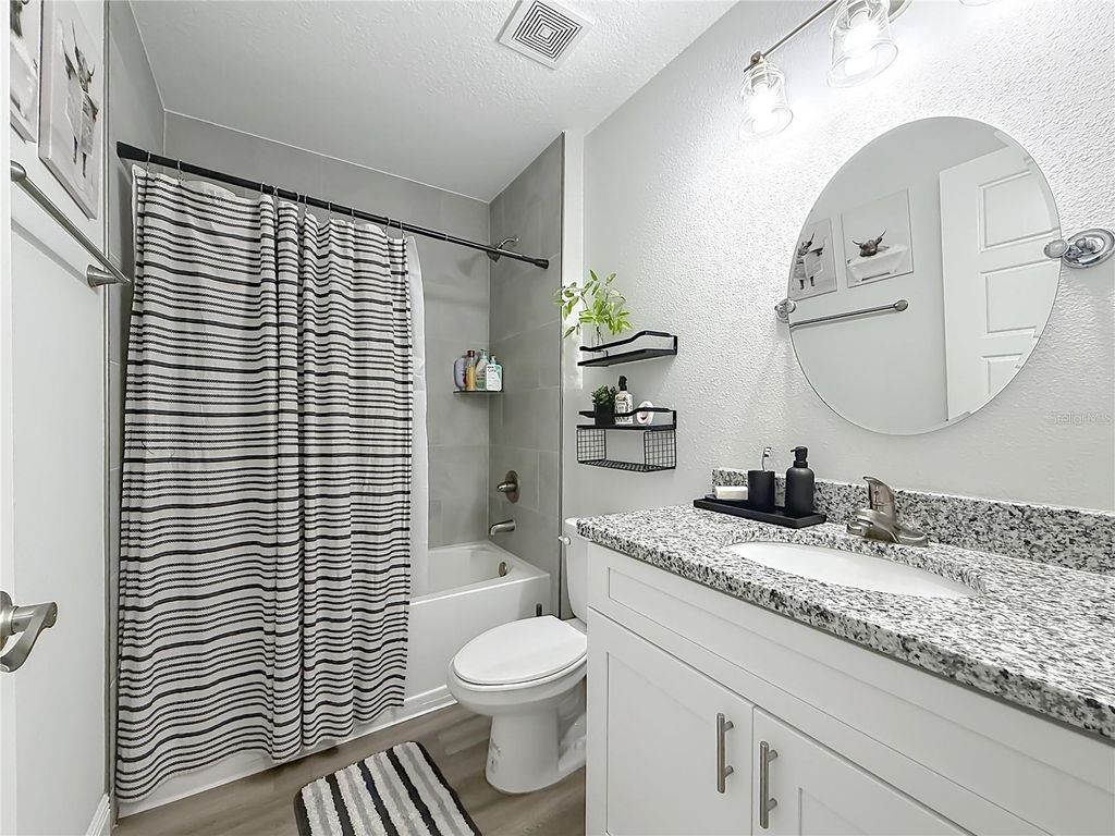 Image 35 of property listing at 1350 W MANCHESTER DRIVE, Dunnellon, FL 34434