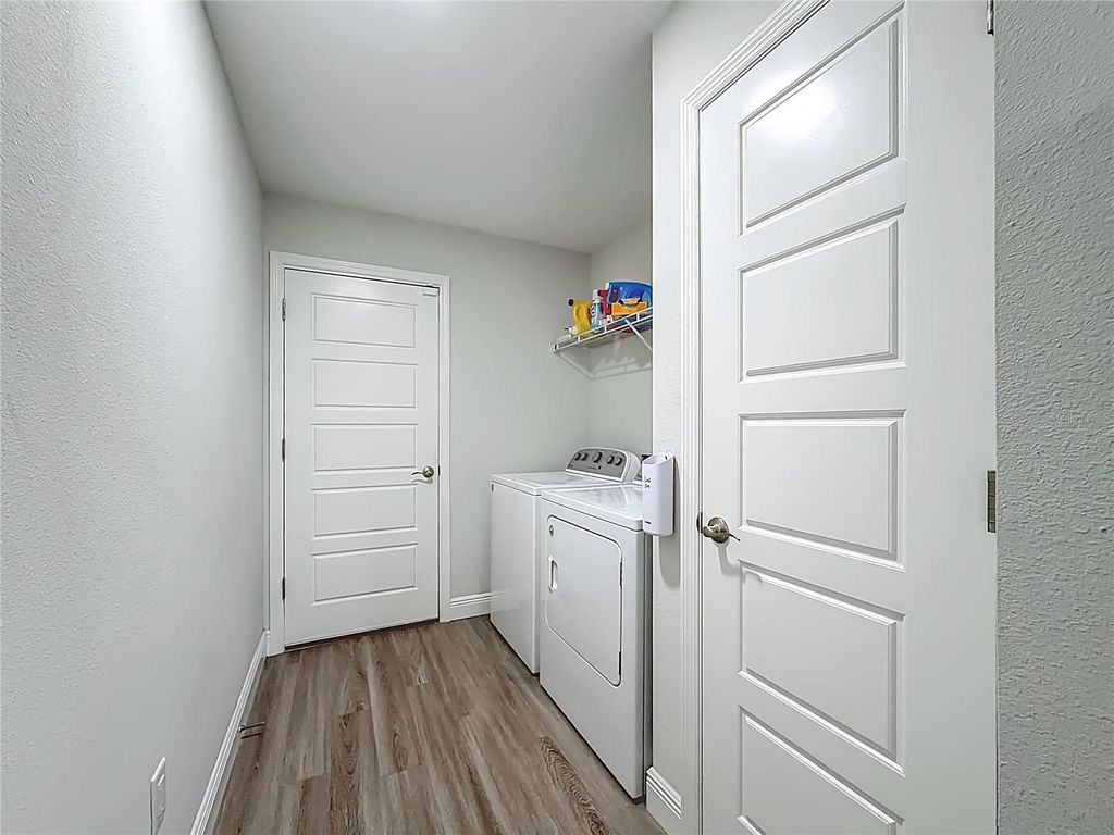 Image 37 of property listing at 1350 W MANCHESTER DRIVE, Dunnellon, FL 34434