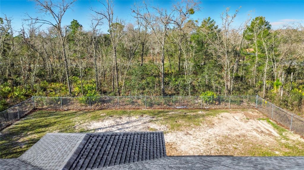 Image 43 of property listing at 1350 W MANCHESTER DRIVE, Dunnellon, FL 34434