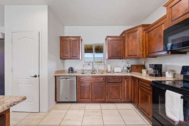 5904 E 45 Pl, Yuma, AZ 85365