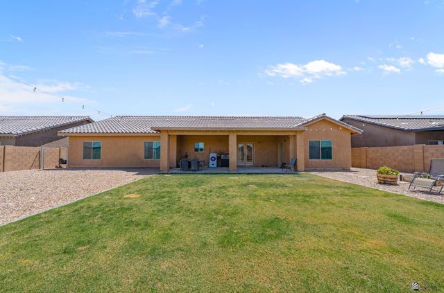 5904 E 45 Pl, Yuma, AZ 85365