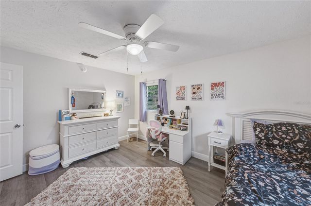 37320 MOORE DRIVE, Dade City, FL 33525