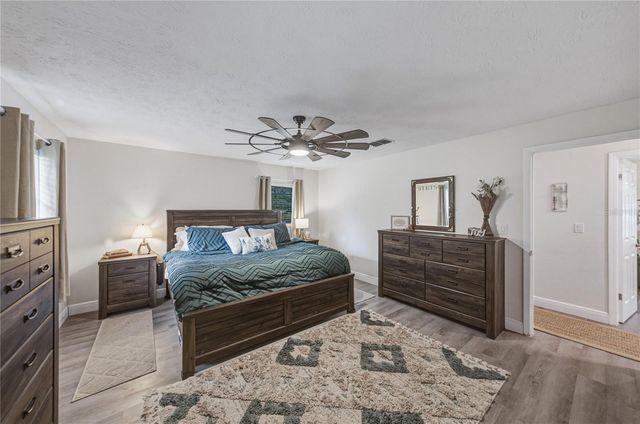 37320 MOORE DRIVE, Dade City, FL 33525