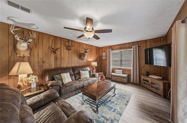 37320 MOORE DRIVE, Dade City, FL 33525