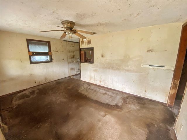 544 S Vista Dr, Sandia, TX 78383