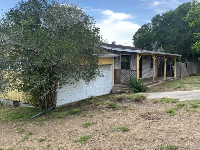 544 S Vista Dr, Sandia, TX 78383