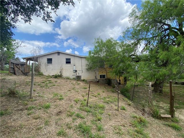 544 S Vista Dr, Sandia, TX 78383