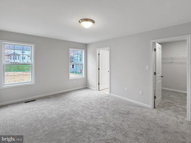 5877 BUCHANAN DR, Mercersburg, PA 17236