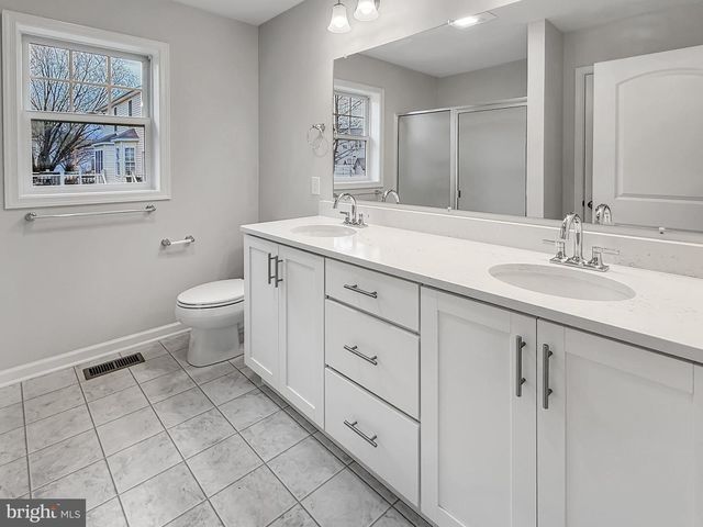 5877 BUCHANAN DR, Mercersburg, PA 17236