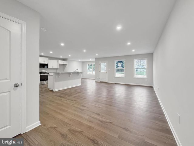 5877 BUCHANAN DR, Mercersburg, PA 17236