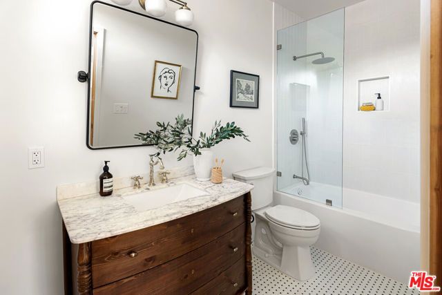 1622 Donaldson Street, Los Angeles, CA 90026