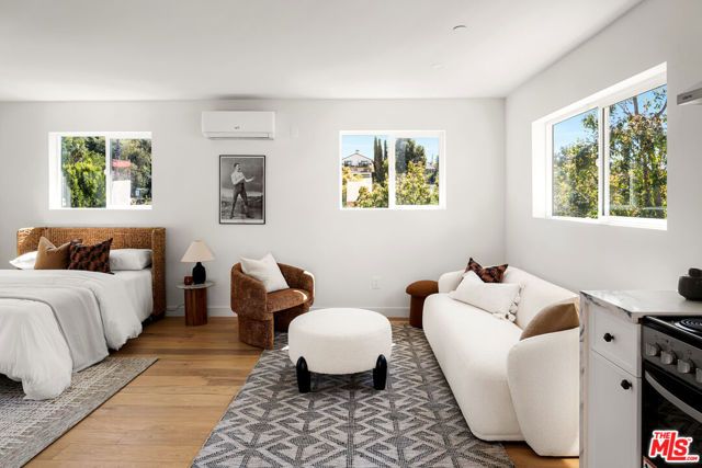 1622 Donaldson Street, Los Angeles, CA 90026