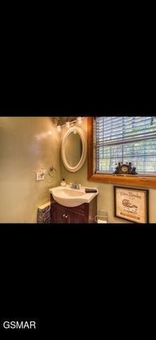 2765 Grassy Branch Loop, Sevierville, TN 37876
