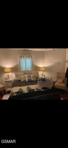 2765 Grassy Branch Loop, Sevierville, TN 37876