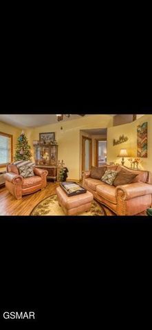 2765 Grassy Branch Loop, Sevierville, TN 37876