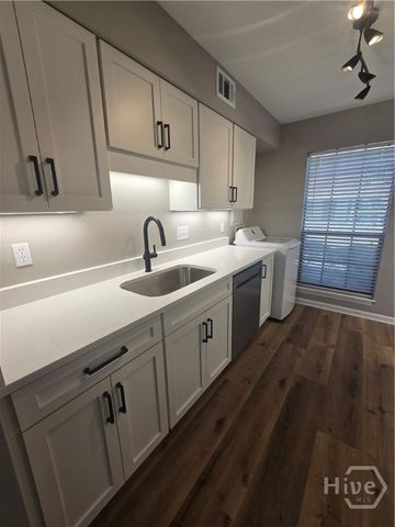 232 Stephenson Avenue 3c, Savannah, GA 31405
