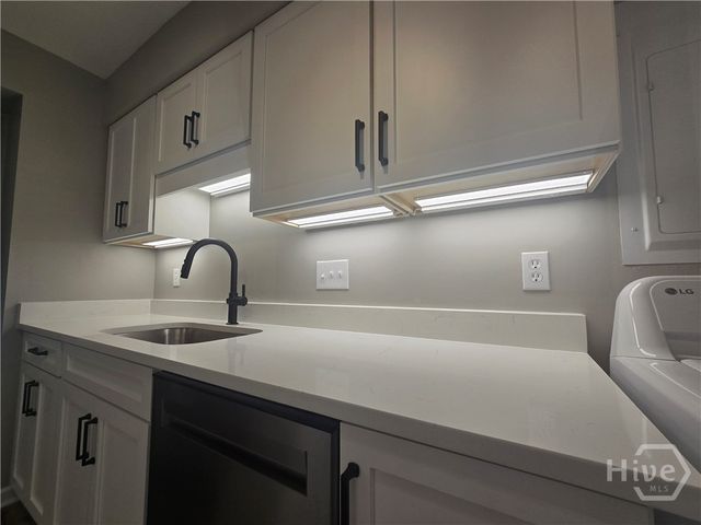 232 Stephenson Avenue 3c, Savannah, GA 31405
