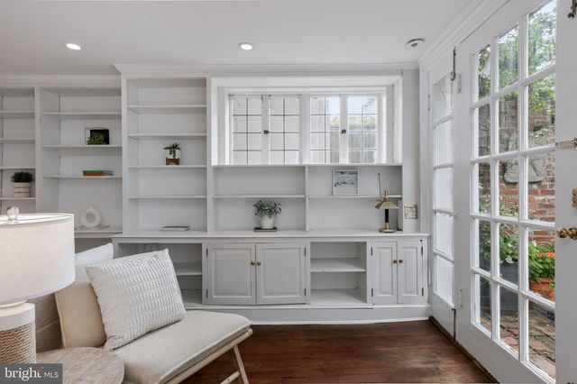 1528 33RD ST NW, Washington, DC 20007