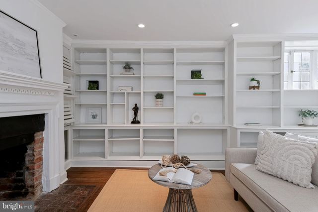 1528 33RD ST NW, Washington, DC 20007