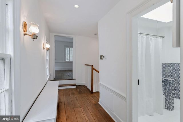 1528 33RD ST NW, Washington, DC 20007