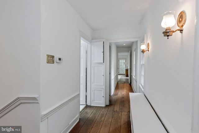 1528 33RD ST NW, Washington, DC 20007
