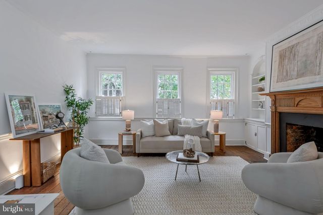 1528 33RD ST NW, Washington, DC 20007