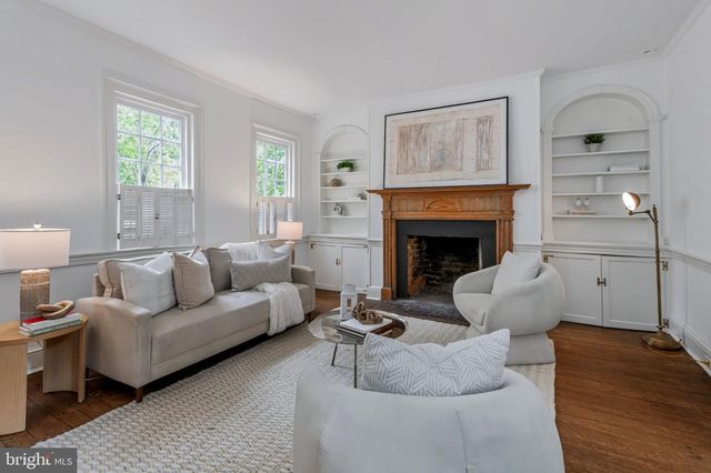 1528 33RD ST NW, Washington, DC 20007