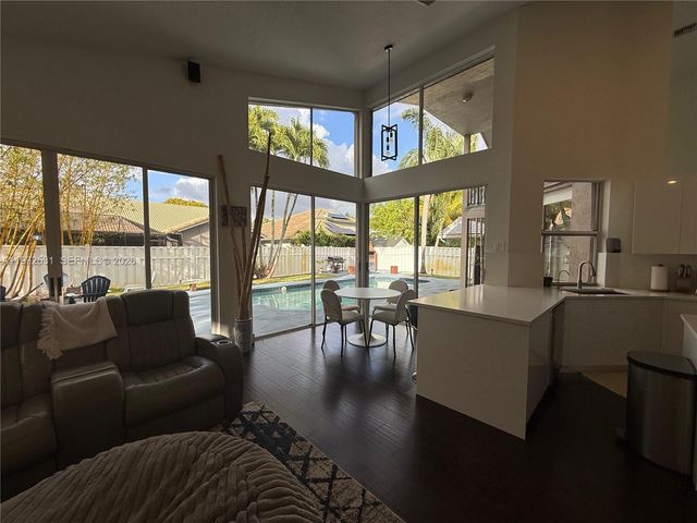 6263 NW 42nd Ct, Coral Springs, FL 33067