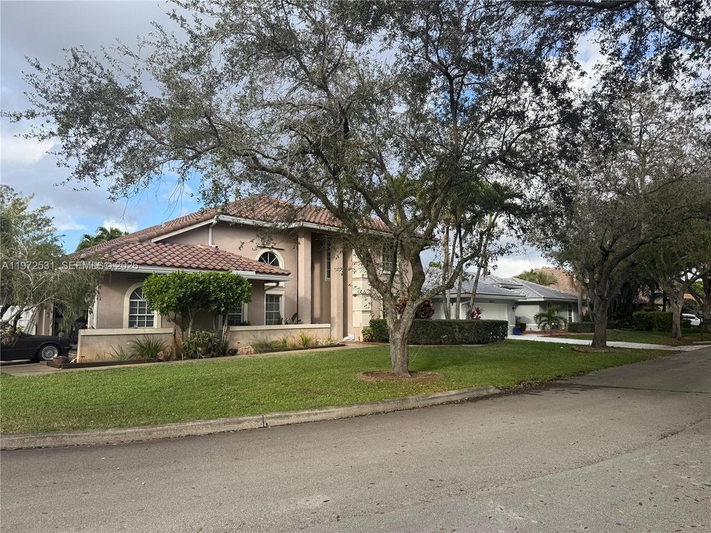 6263 NW 42nd Ct, Coral Springs, FL 33067