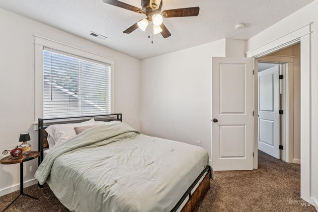 2917 E Shadowband St, Eagle, ID 83616