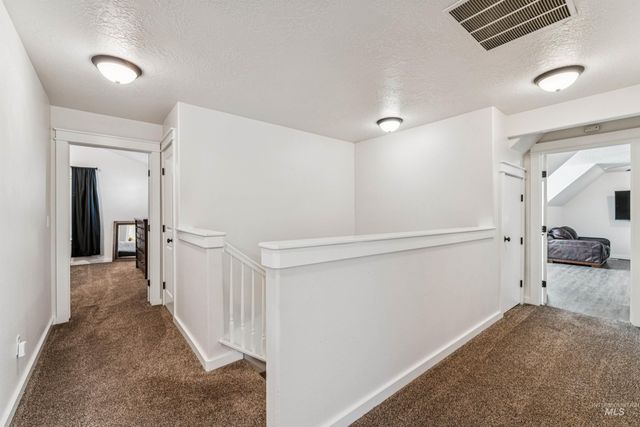 2917 E Shadowband St, Eagle, ID 83616