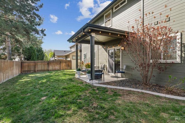 2917 E Shadowband St, Eagle, ID 83616