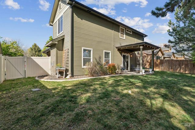 2917 E Shadowband St, Eagle, ID 83616