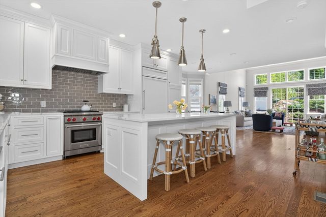5 Stoneridge Way 5, Medfield, MA 02052