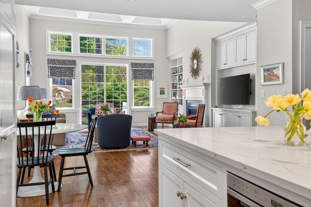 5 Stoneridge Way 5, Medfield, MA 02052