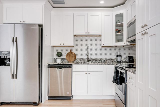 7515 NEW YORK AVENUE, Hudson, FL 34667