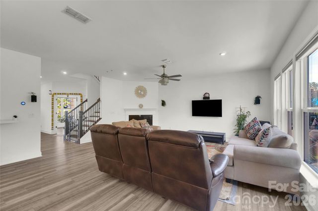 14314 Aikenwood Drive, Charlotte, NC 28278