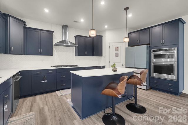 14314 Aikenwood Drive, Charlotte, NC 28278
