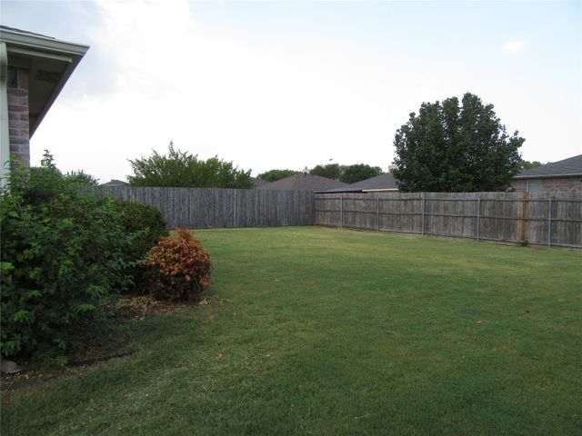 319 Lake Wichita Drive, Wylie, TX 75098
